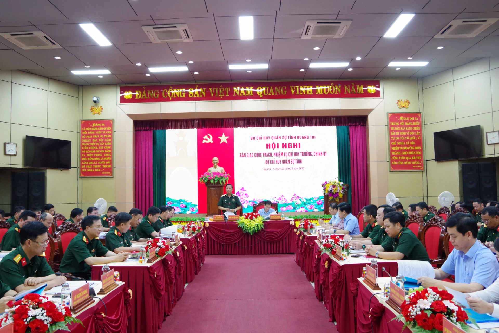 Quang cảnh hội nghị - Ảnh: X.D