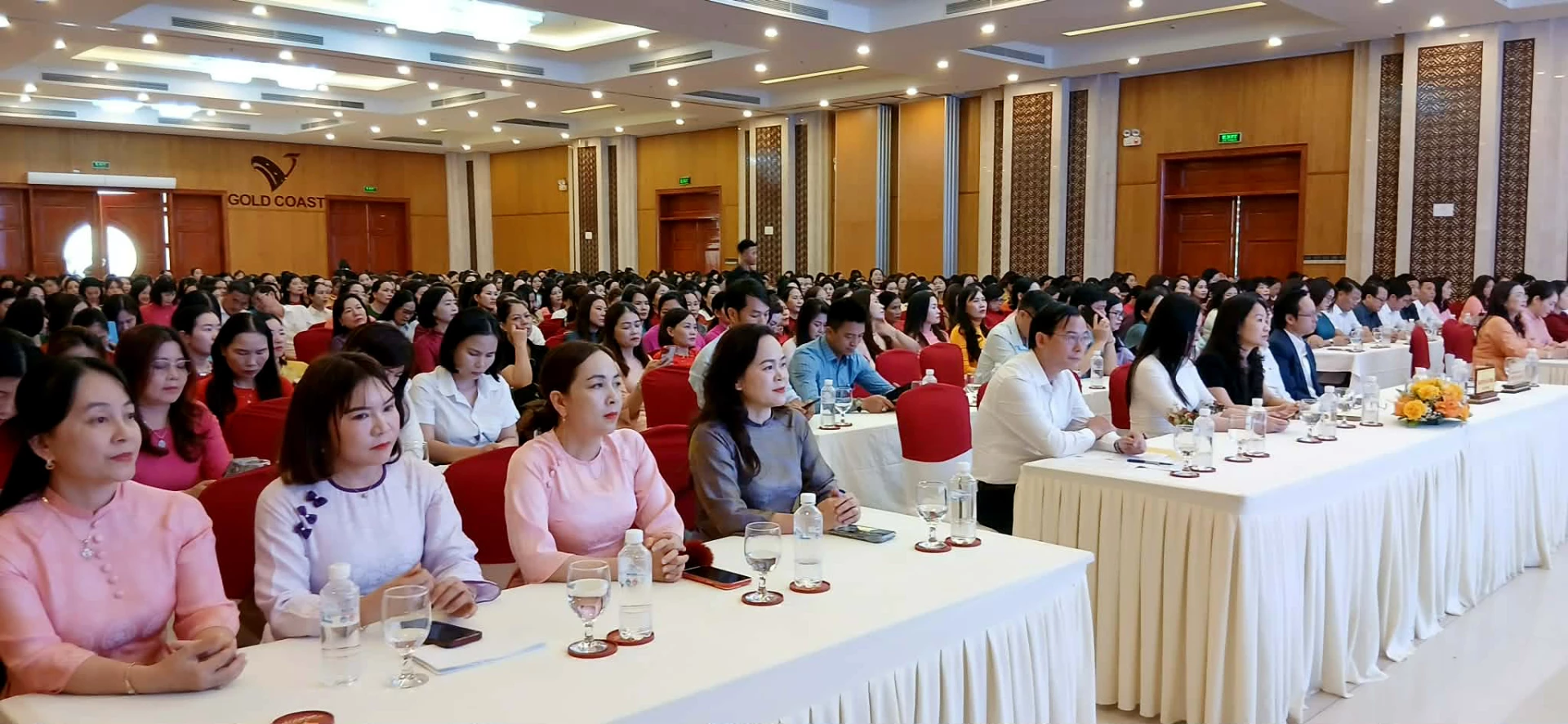 Các đại biểu tham dự lễ bế mạc hội thi - Ảnh: H.Đ