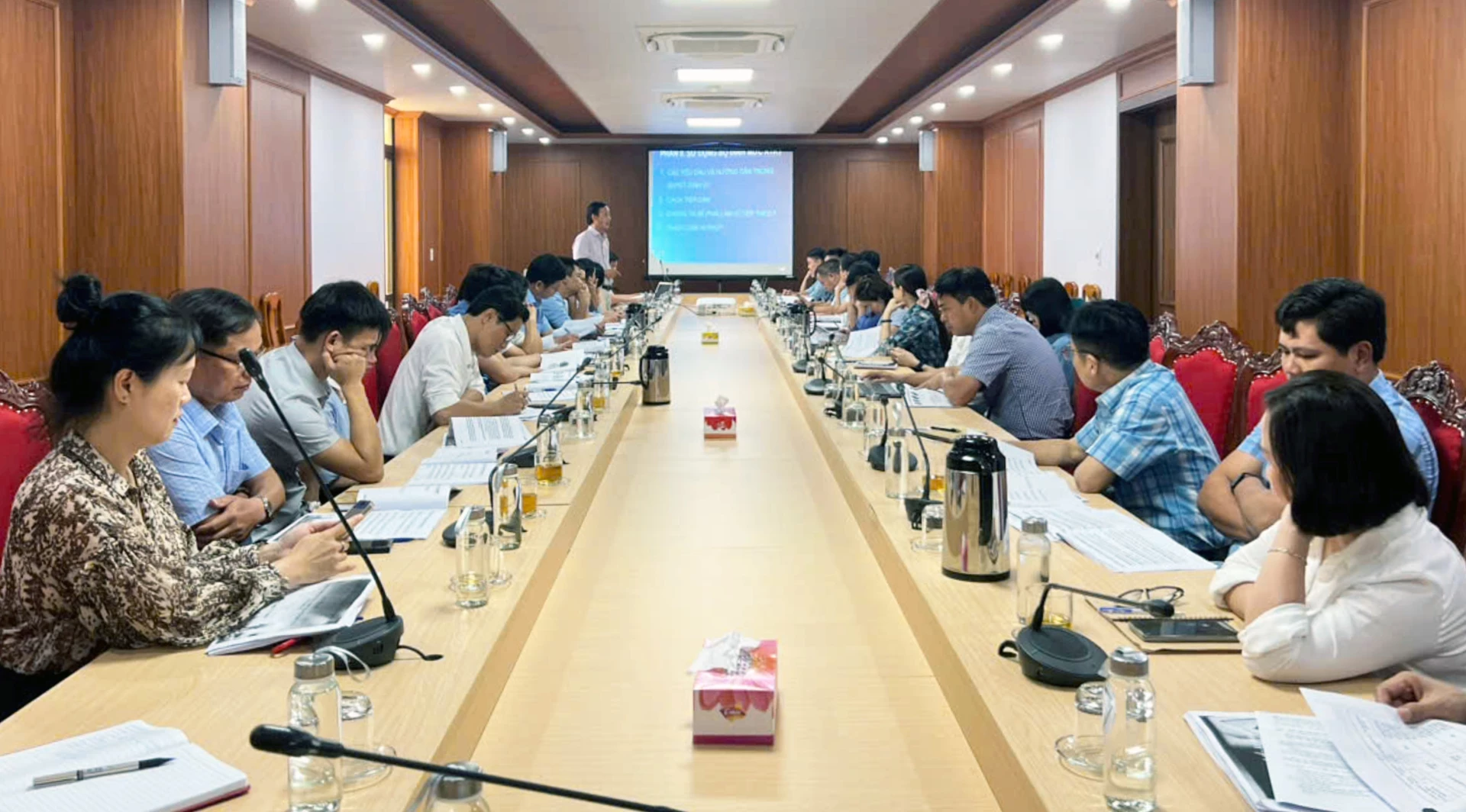 Quảng cảnh hội nghị - Ảnh: P.V