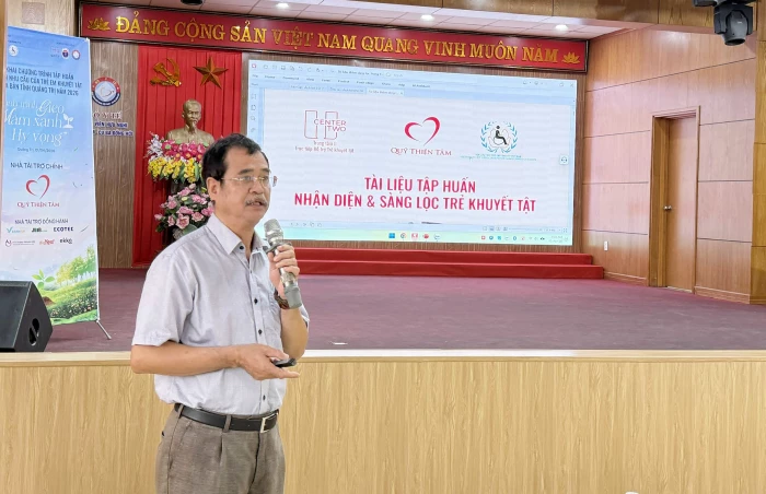 Tập huấn nhận diện và sàng lọc trẻ khuyết tật