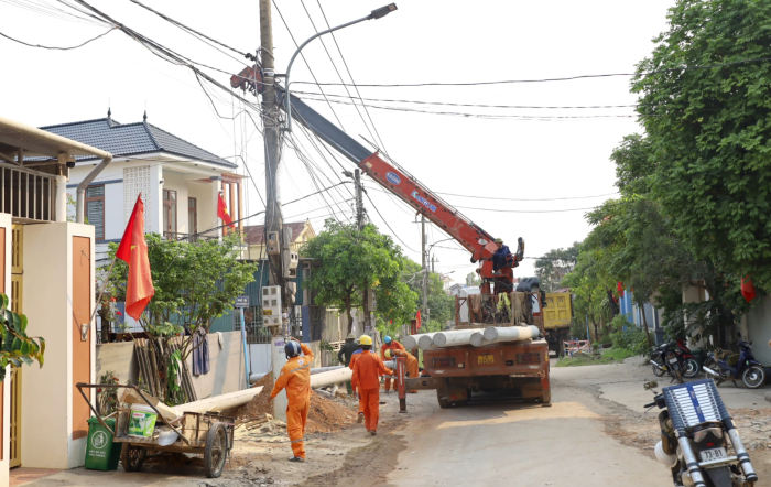 Để cấp điện an toàn, ổn định trong mùa nắng nóng