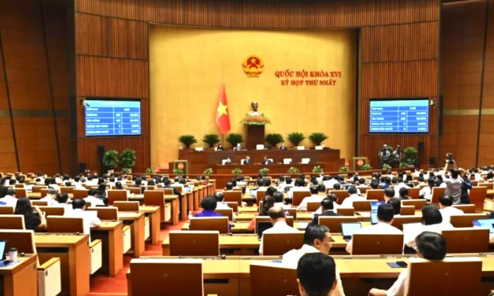 Quốc hội chốt giảm thuế xăng dầu về 0 đến hết tháng 6