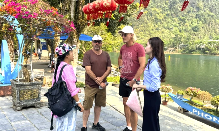 Nâng cao kỹ năng ngoại ngữ cho lao động du lịch