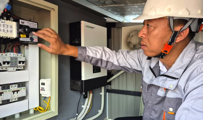 Chủ động năng lượng từ 'mái nhà thông minh'