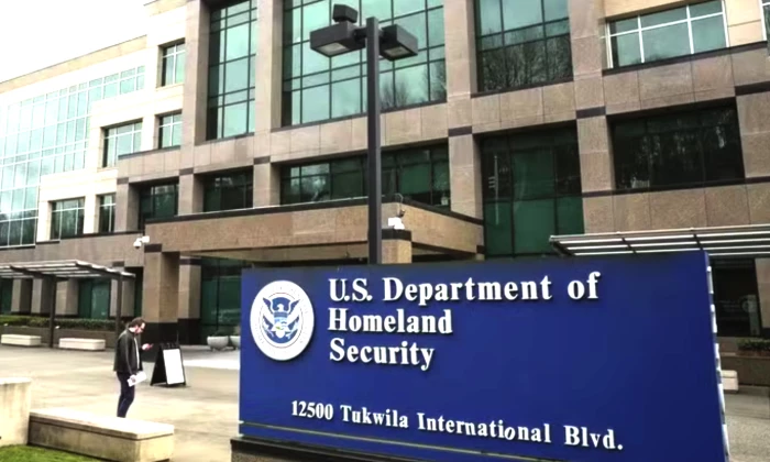 Mỹ: Bộ An ninh Nội địa cảnh báo sắp cạn tiền trả lương