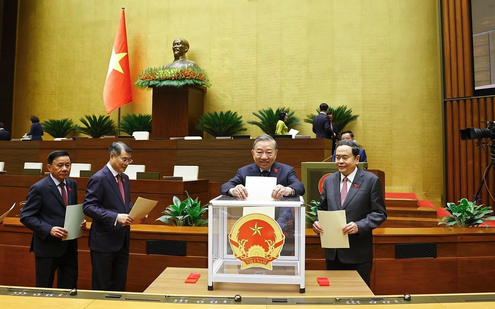 Kỳ họp thứ Nhất, Quốc hội khóa XVI: Những quyết sách định hình tương lai đất nước