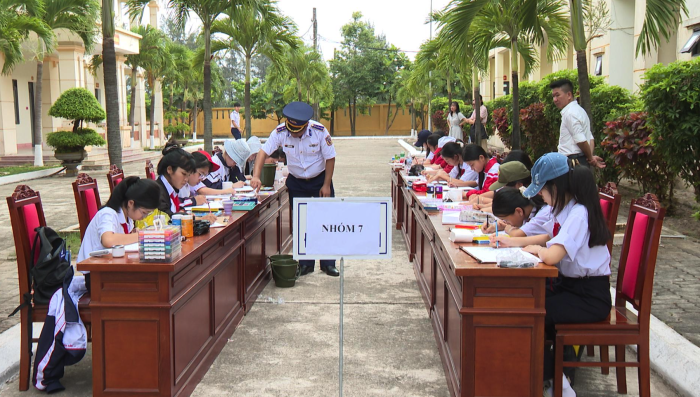 Hơn 230 học sinh tham gia cuộc thi vẽ tranh 'Em yêu biển, đảo quê em' năm 2026
