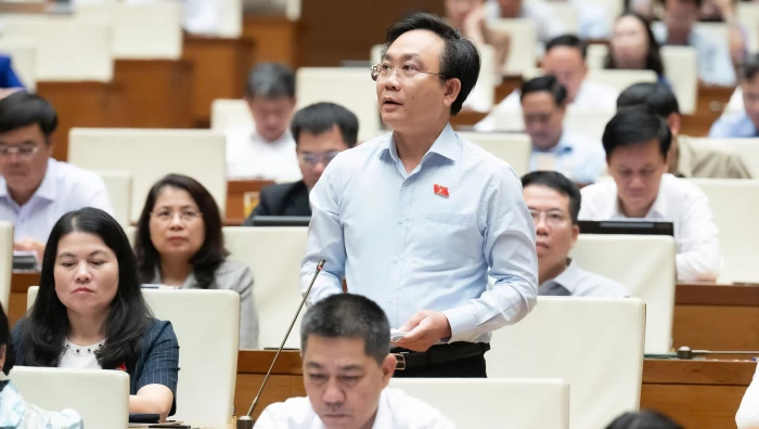 Đoàn đại biểu Quốc hội tỉnh đề xuất giải pháp nâng cao chất lượng đầu tư công và hoàn thiện chính sách thuế