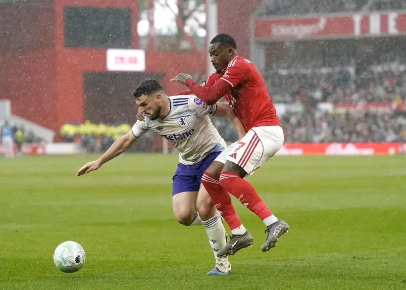 Nottingham Forest và Aston Villa sẽ đối đầu ở bán kết Europa League.
