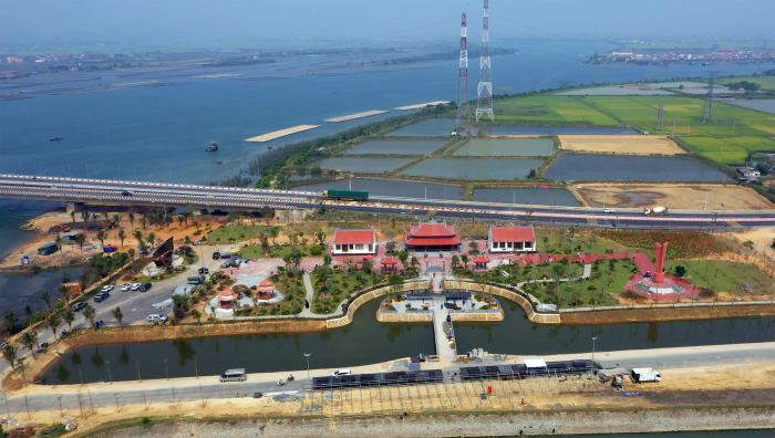 Vang mãi bản hùng ca