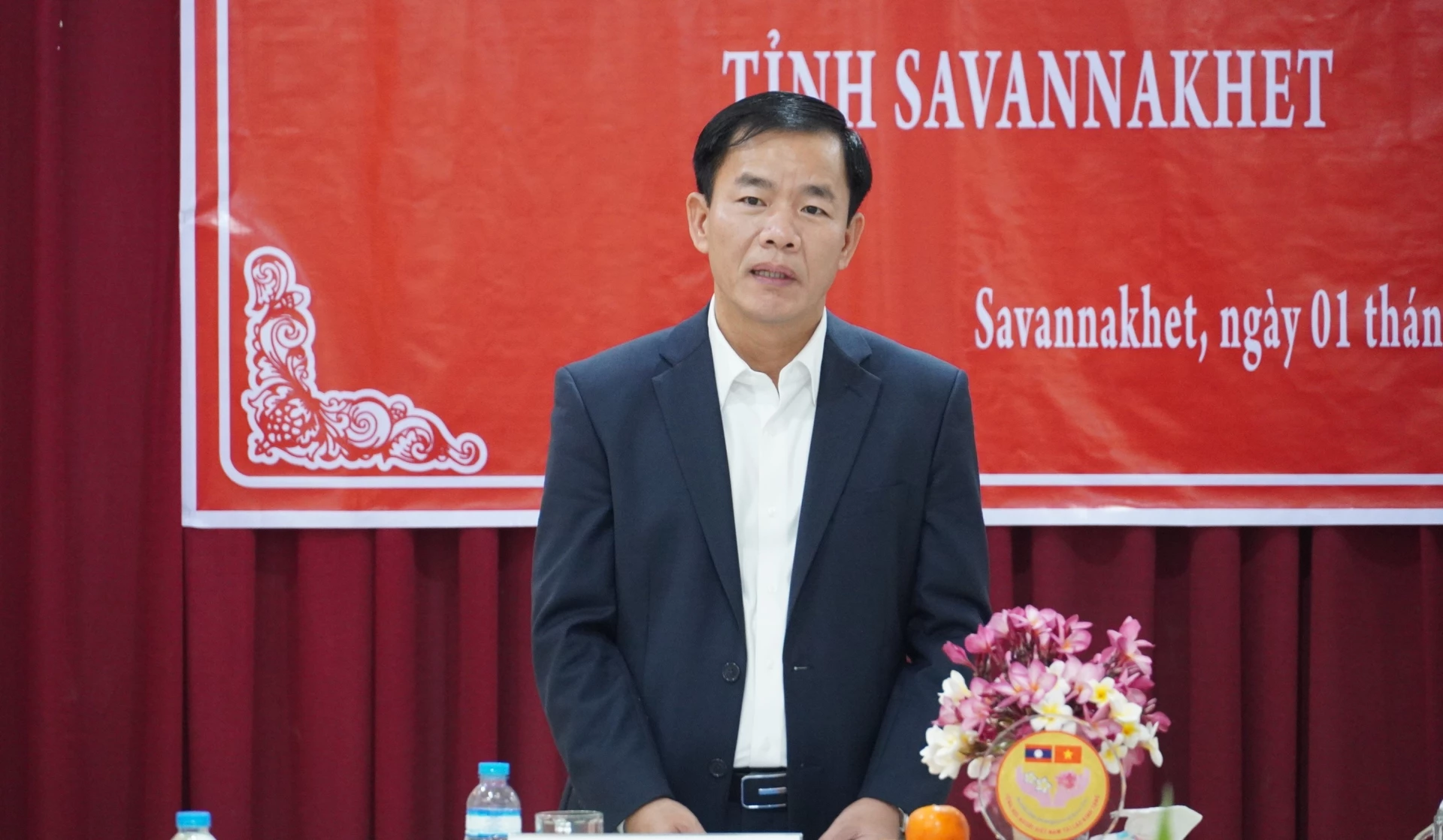 Đồng chí Bí thư Tỉnh ủy Nguyễn Văn Phương mong muốn Hội tiếp tục hỗ trợ, tạo đề kiện để bà con làm ăn, phát triển kinh tế, giảm nghèo - Ảnh: Q.V