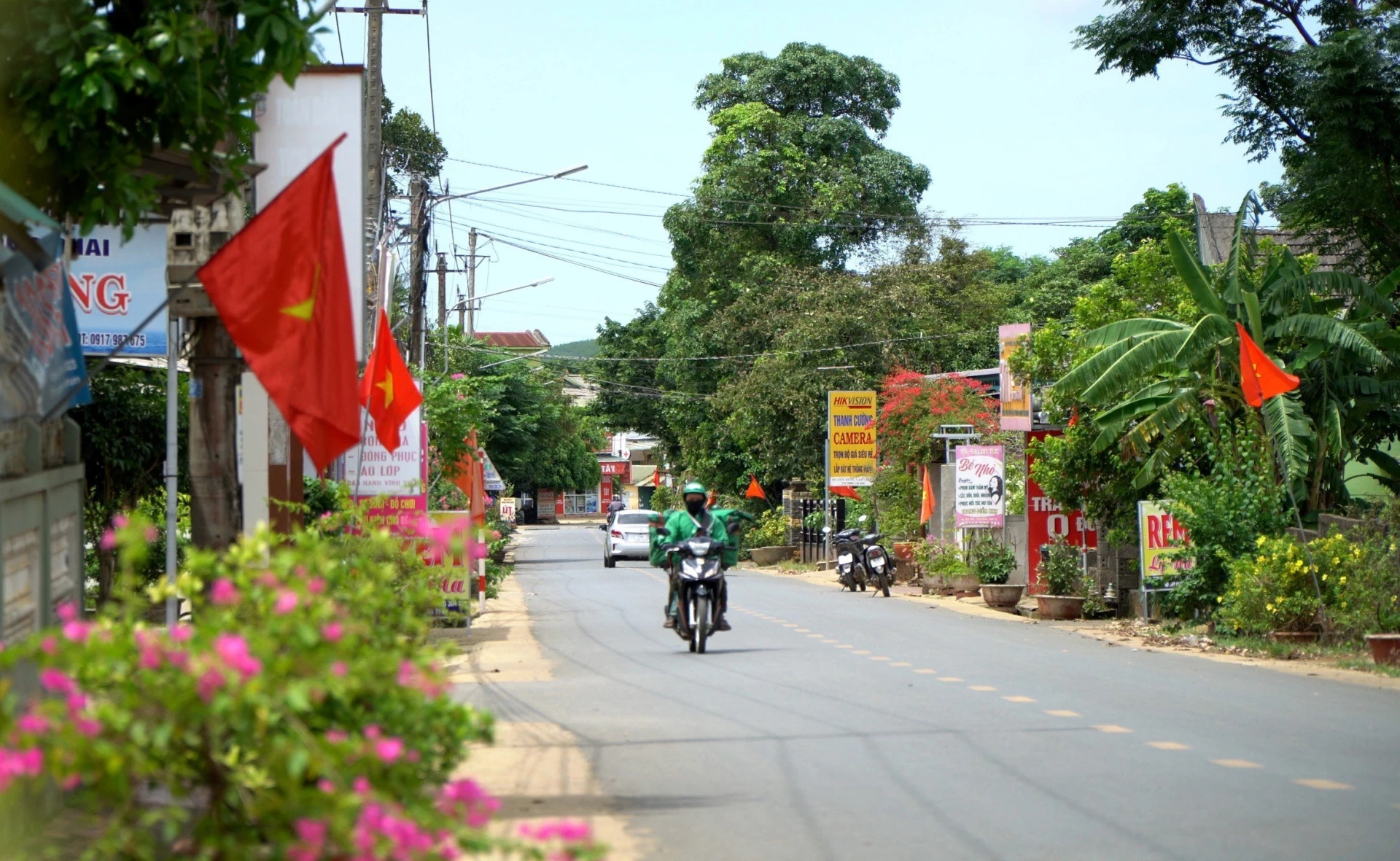 Nông thôn vùng Cùa, xã Cam Lộ đổi mới - Ảnh: N.T.H