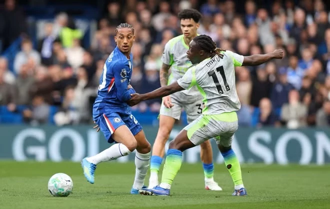 Trận thua Man City đẩy Chelsea vào tình cảnh khó khăn.