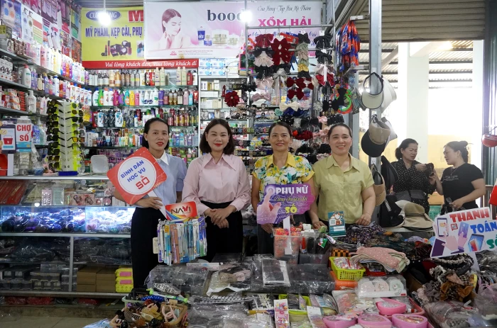 'Chợ số' Đồng Mỹ