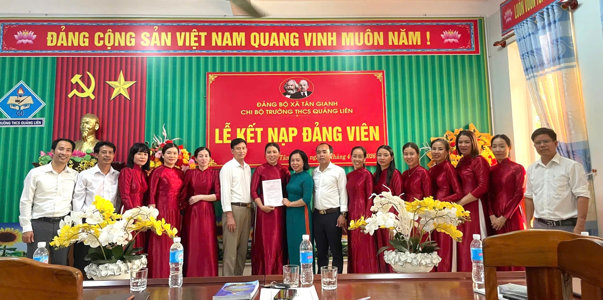 Xã Tân Gianh phấn đấu đến năm 2030, 100% cấp trưởng, cấp phó Mặt trận và các đoàn thể ở thôn phải là đảng viên - Ảnh: M.N