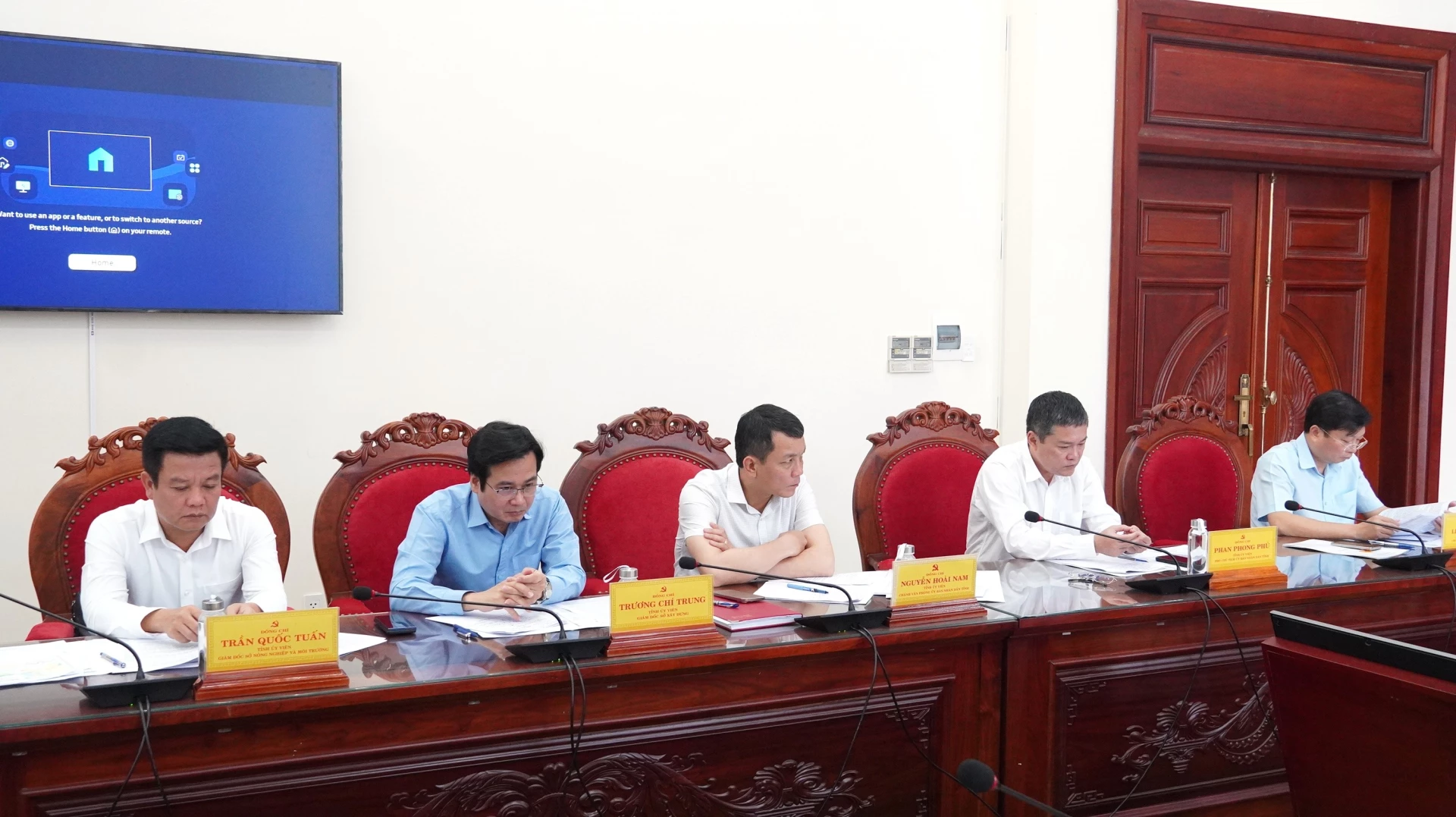 Đại biểu tham dự buổi làm việc - Ảnh: Q.V