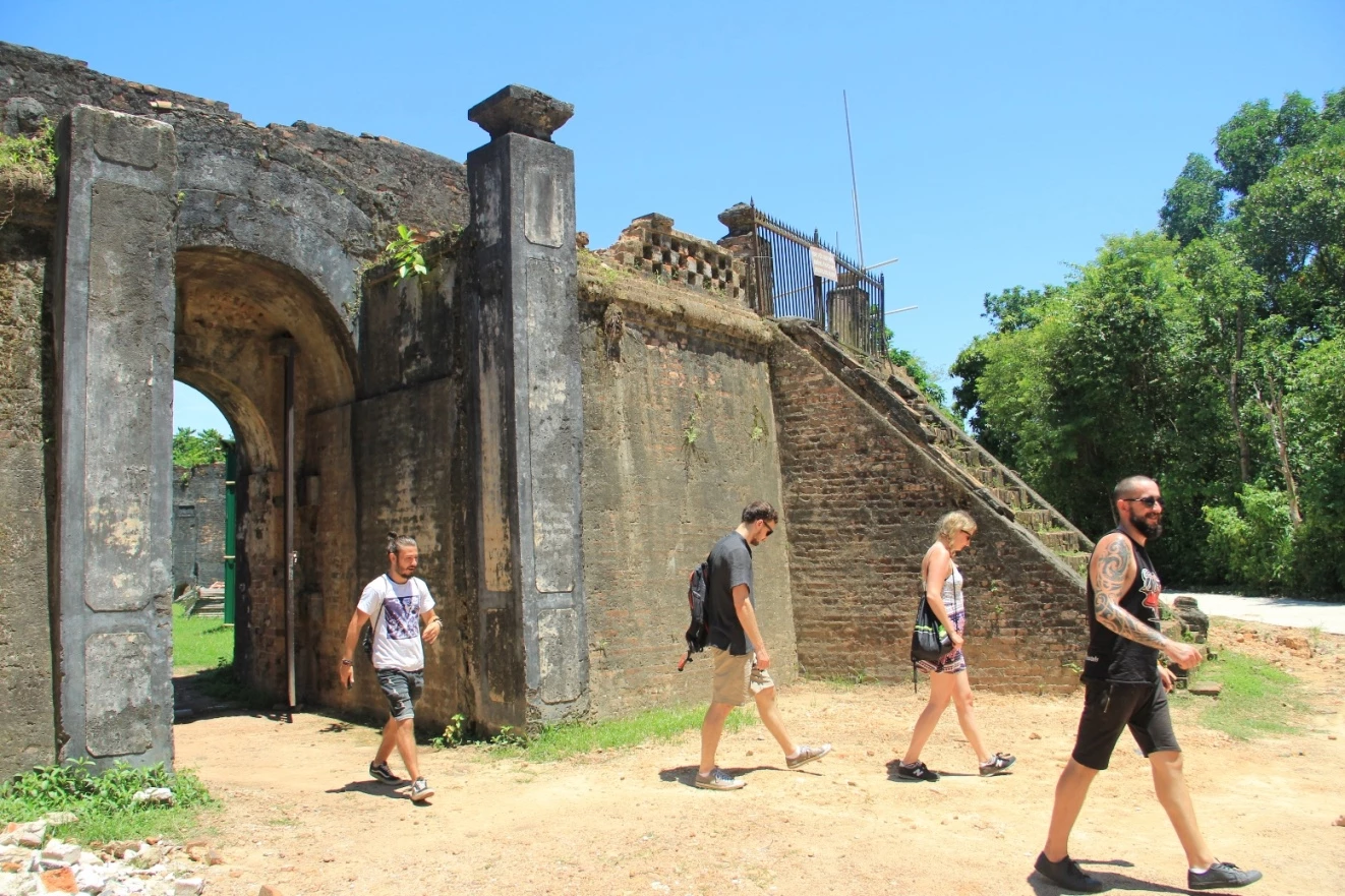 Di tích Hổ Quyền ở Huế - Ảnh: X.D