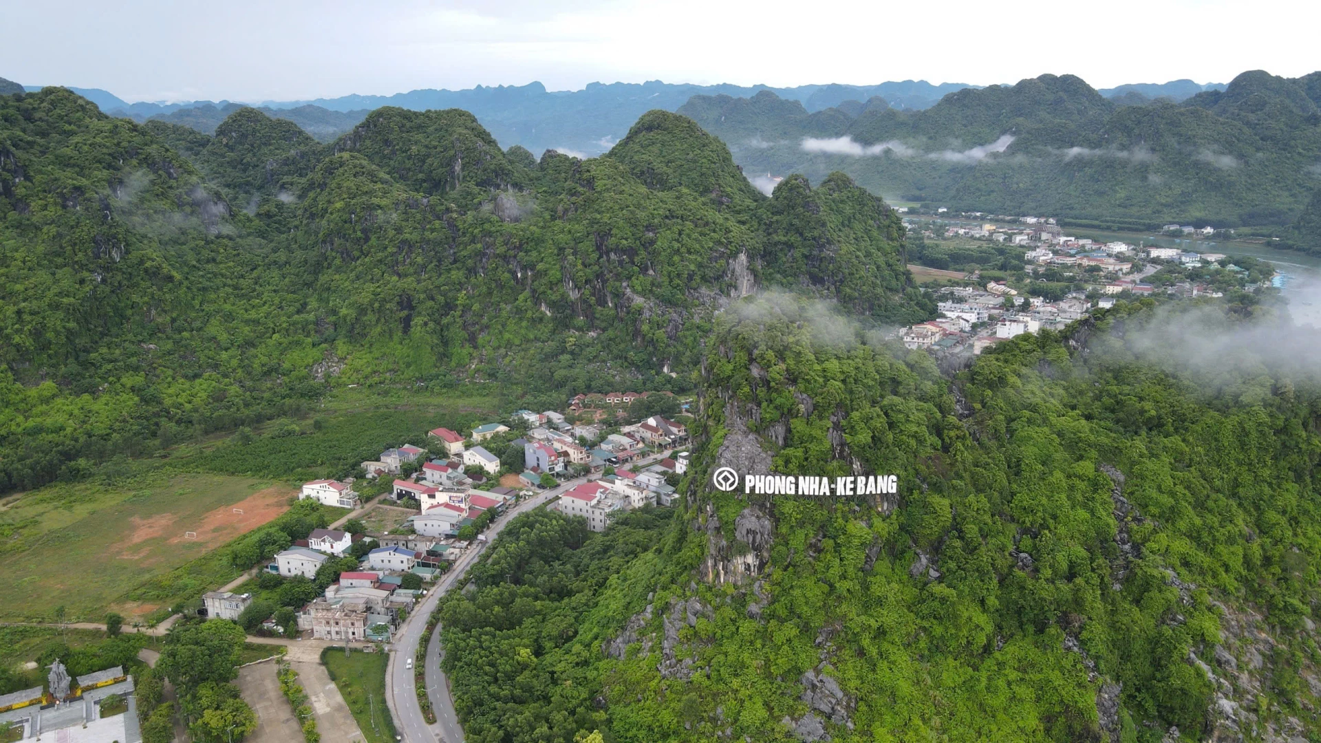 Làng Xuân Sơn, Phong Nha (xã Phong Nha) nằm bên bến phà Xuân Sơn, là “tọa độ lửa” ác liệt bậc nhất trong chiến tranh - Ảnh: P.P