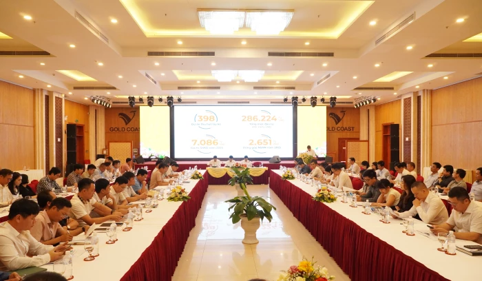 Gặp gỡ doanh nghiệp trong các khu công nghiệp, khu kinh tế