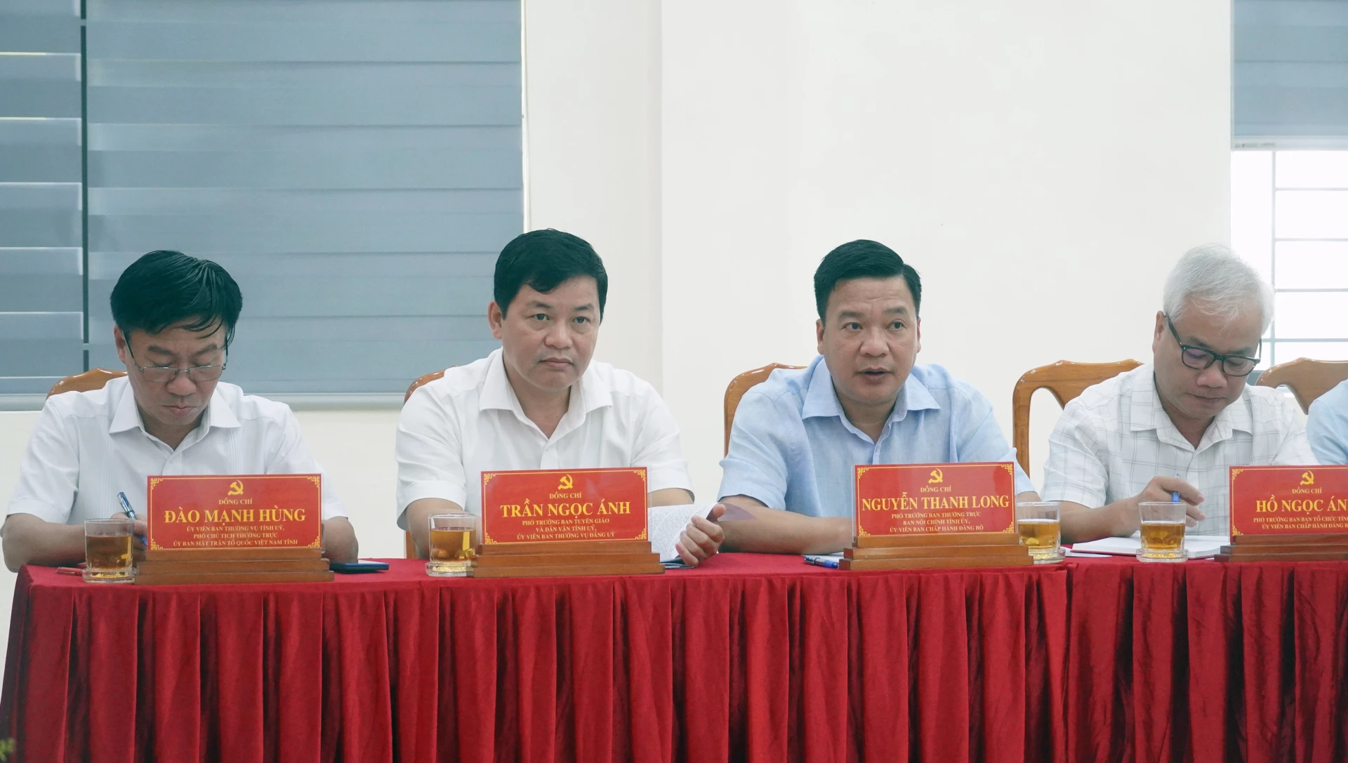 Đại biểu dự hội nghị - Ảnh: N.M