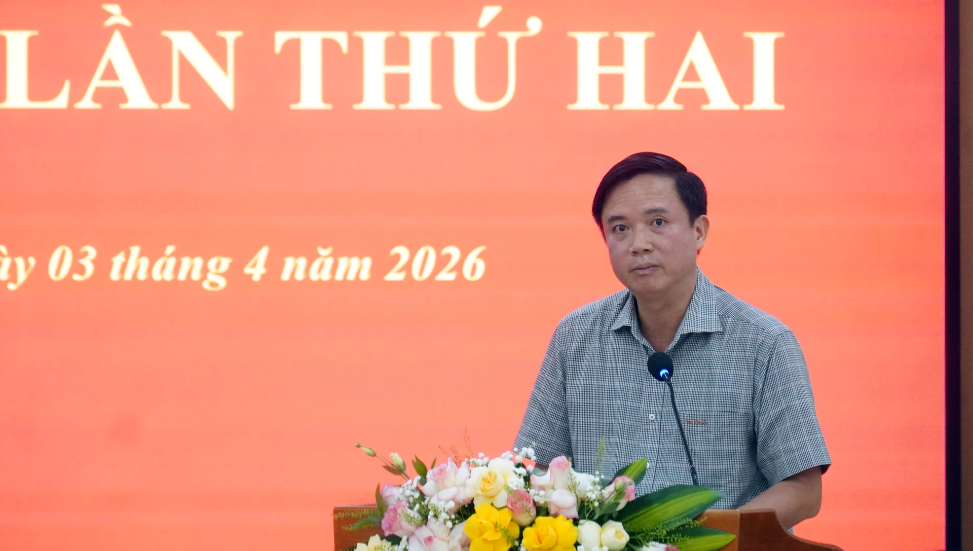 Đồng chí Phạm Tiến Nam, Tỉnh ủy viên, Phó Bí thư Đảng ủy CCQ Đảng tỉnh trình bày báo cáo tại hội nghị - Ảnh: N.MĐại biểu thảo luận tại hội nghị - Ảnh: N.M