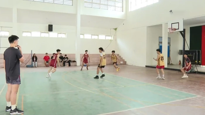 Giải bóng rổ chào mừng kỷ niệm 30 năm thành lập Trường THPT chuyên Võ Nguyên Giáp