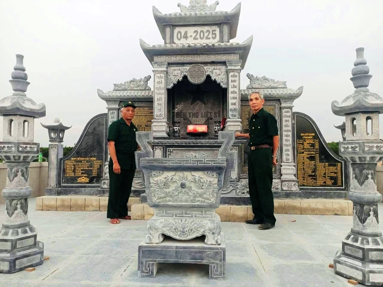  Đền thờ liệt sĩ khánh thành vào tháng 4/2025, từ nguồn kinh phí xã hội hóa và mảnh đất hiến tặng của gia đình ông Tuấn - Ảnh: Đ.V