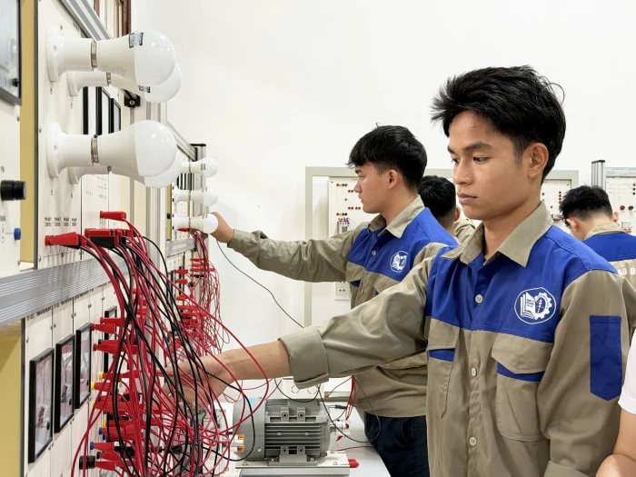 Đổi mới đào tạo nghề, lấy nhu cầu thị trường làm trung tâm