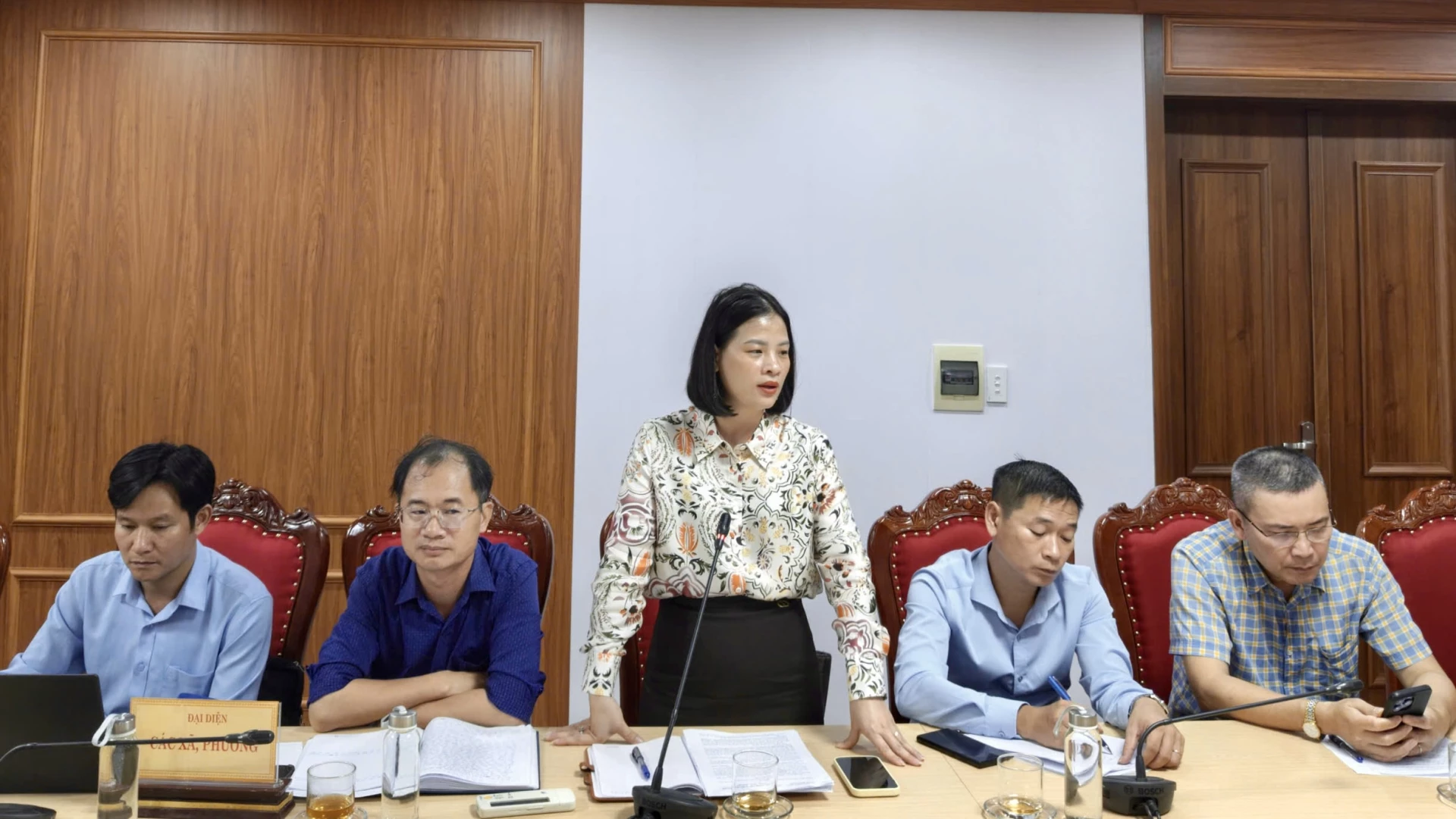 Đại biểu phát biểu thảo luận tại hội nghị - Ảnh: H.N