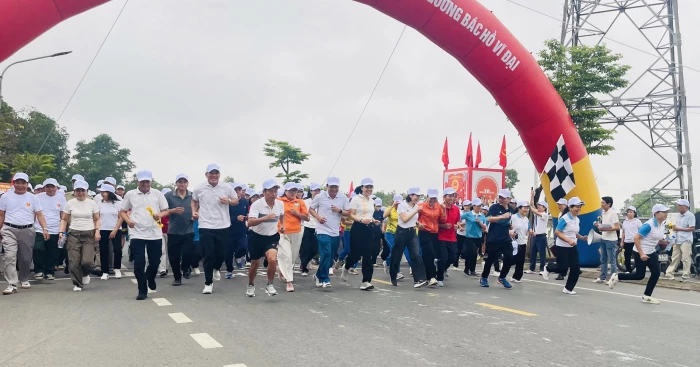 Đẩy mạnh phong trào thể thao quần chúng