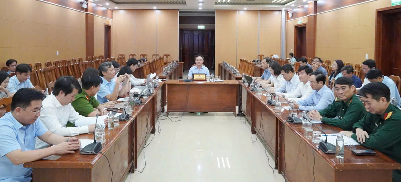 Các đại biểu tham dự hội nghị tại điểm cầu trực tuyến tỉnh Quảng Trị - Ảnh: Phan Khiêm