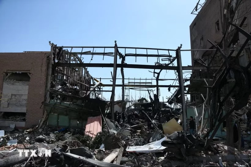 Tòa nhà bị phá hủy sau vụ không kích của Mỹ và Israel xuống Trường đại học Shahid Beheshti ở Tehran, Iran ngày 4/4. (Ảnh: THX/TTXVN)