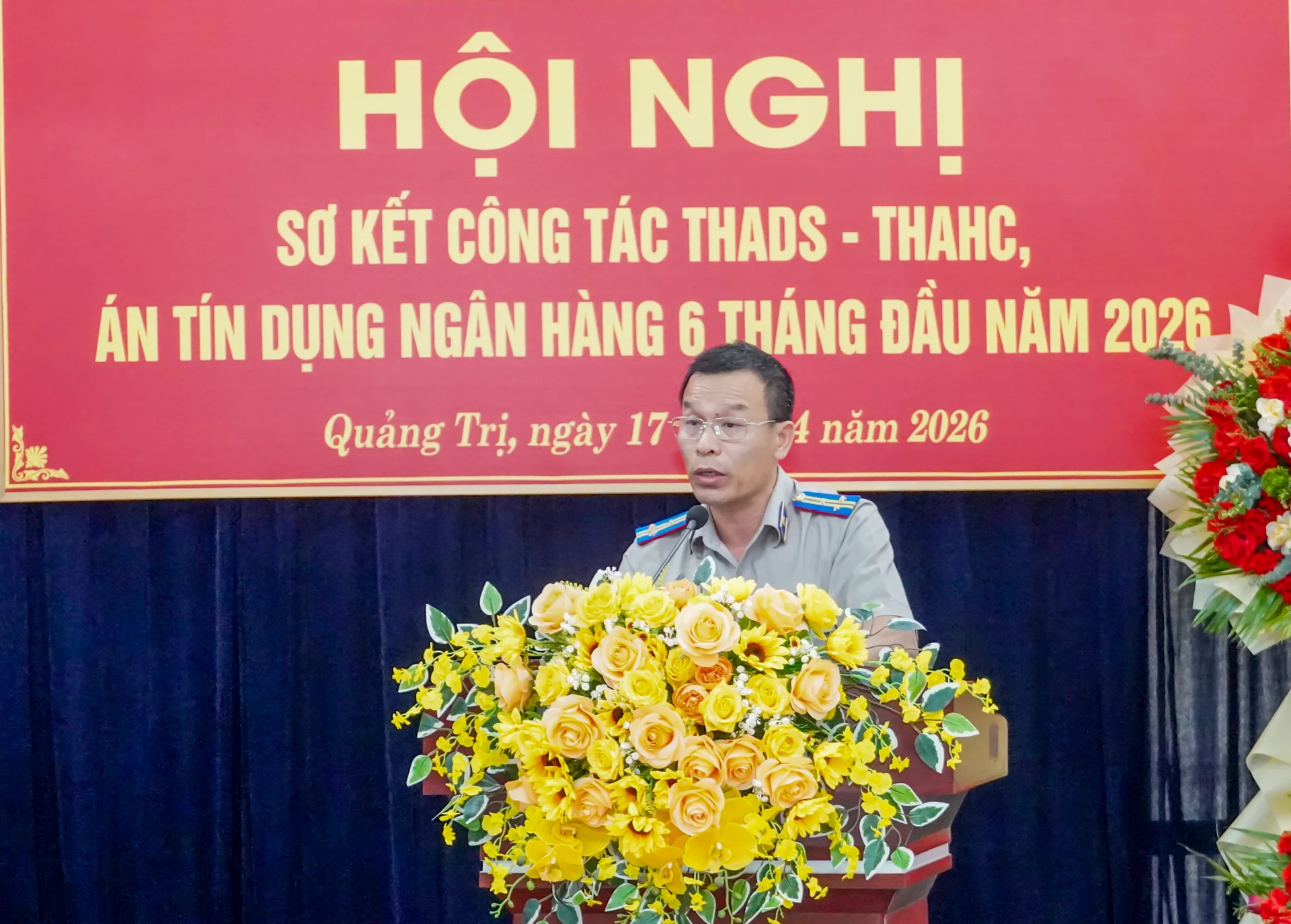 Các đại biểu tham luận tại hội nghị - Ảnh: N.H