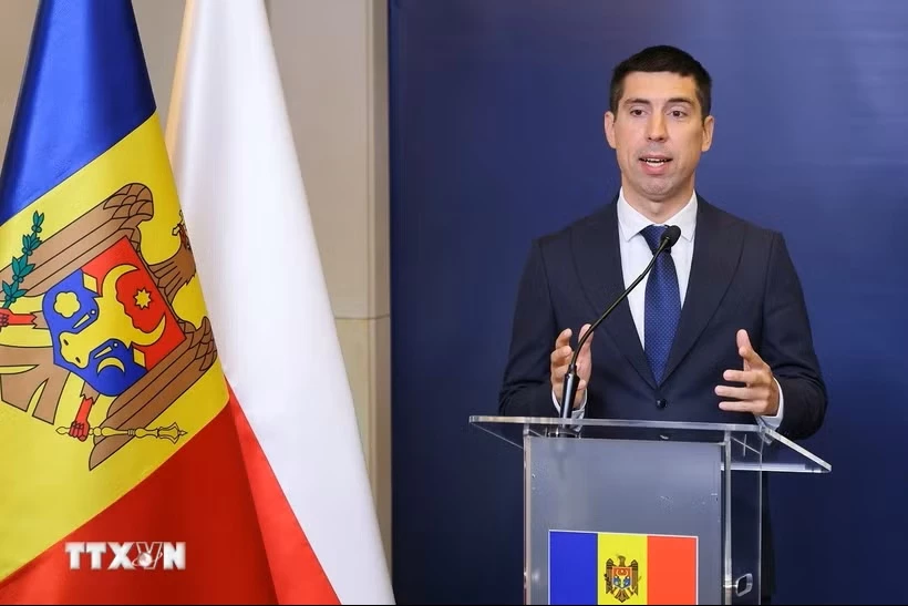 Phó Thủ tướng kiêm Ngoại trưởng Moldova Mihai Popsoi. (Ảnh: PAP/TTXVN)