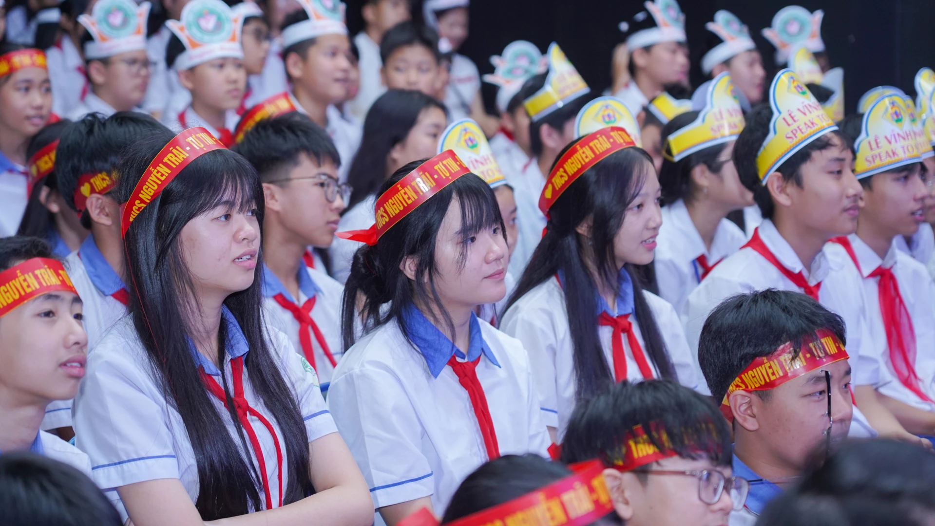 Vòng loại English Mastery năm 2026 khu vực phía Nam Quảng Trị có nhiều trận đấu mang lại nhiều phút giây hồi hộp, lo lắng cho các cổ động viên - Ảnh: Lê Trường