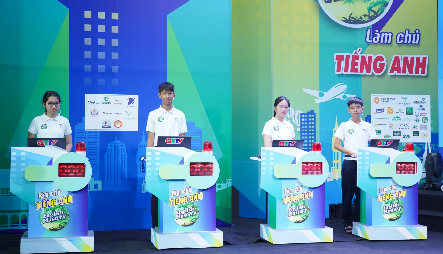 Chương trình English Mastery - Làm chủ tiếng Anh năm nay tiếp tục nhận được sự hưởng ứng của học sinh từ thành thị đến nông thôn, miền núi, nhất là khu vực Nam Quảng Trị - Ảnh: L.T