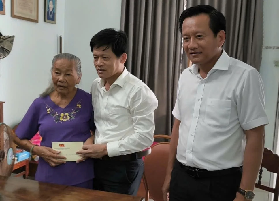 Đồng chí Phó Chủ tịch UBND tỉnh Lê Văn Bảo thăm, tặng quà
Thương binh Tạ Thị Thanh đang nuôi dưỡng tại Trung tâm Công tác xã hội
Nam Quảng Trị - Ảnh: Hữu Thái