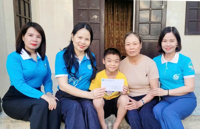 Lan tỏa yêu thương