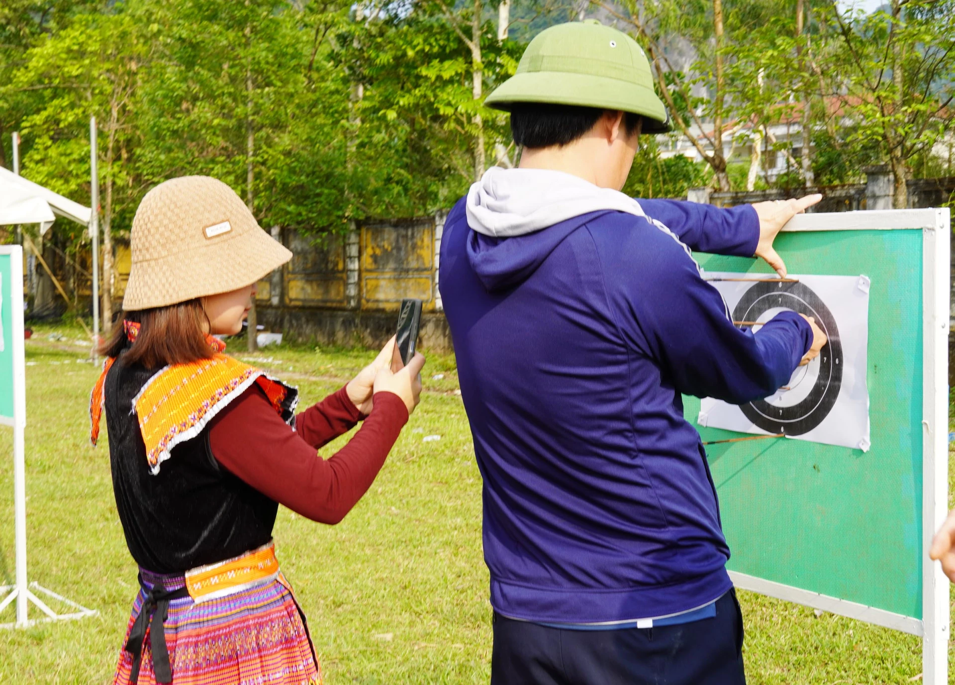 Kiểm tra kết quả - Ảnh: C.H