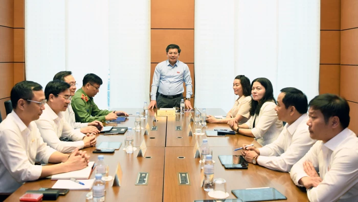 Đồng chí Trần Vũ Khiêm được bầu làm Trưởng đoàn đại biểu Quốc hội khóa XVI tỉnh Quảng Trị