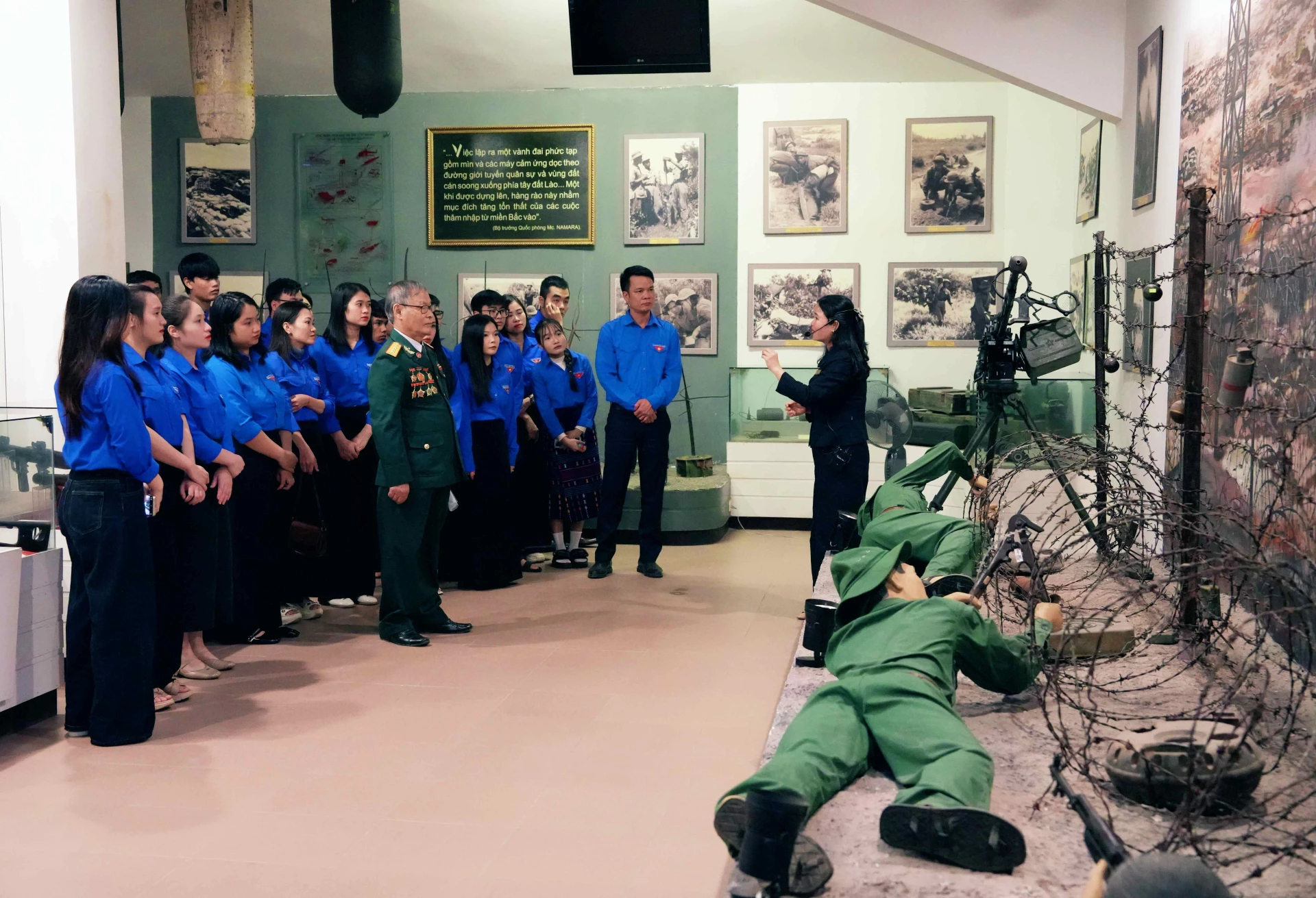 Khơi dậy tình yêu quê hương, đất nước cho đảng viên trẻ, đoàn viên, thanh niên qua hoạt động giáo dục truyền thống - Ảnh: Q.H