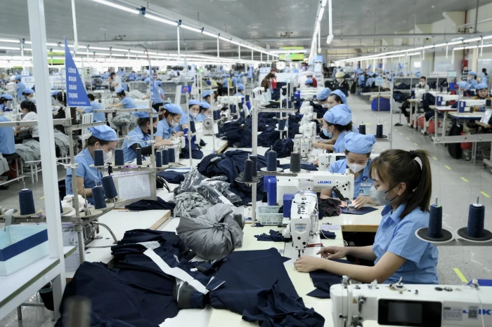 Để người lao động yên tâm gắn bó