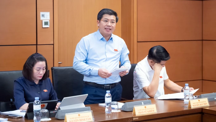 Góp ý hoàn thiện Nghị quyết phát triển văn hóa và thí điểm chế định luật sư công