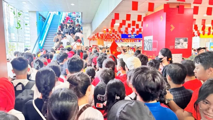 Chính phủ chỉ đạo tăng cường bảo đảm trật tự, an toàn giao thông dịp nghỉ lễ