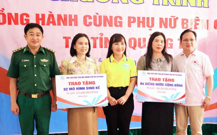 Tiếp sức cho phụ nữ biên cương