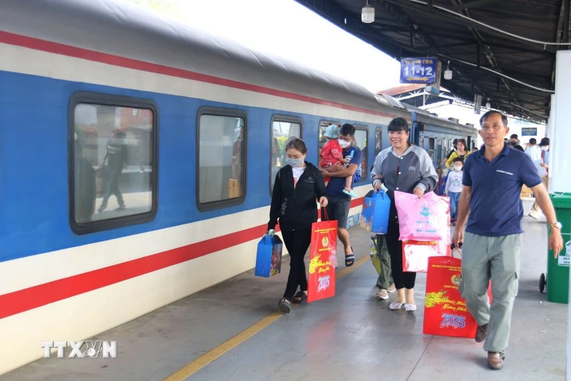 Lịch nghỉ lễ Tết hàng năm áp dụng theo quy định của Bộ Luật Lao động. (Ảnh minh họa: Thanh Vũ/TTXVN)