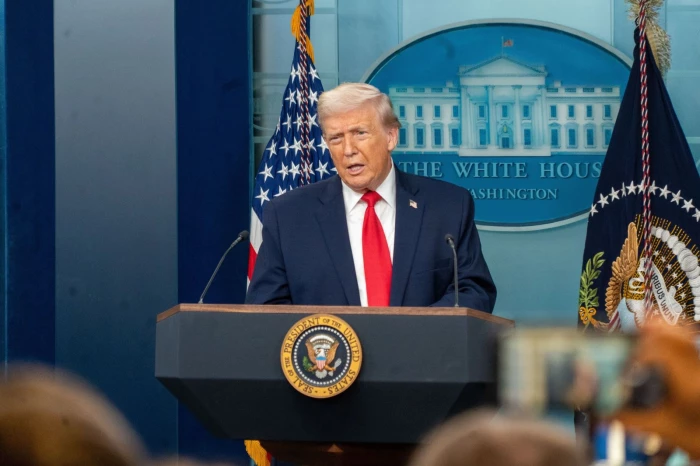 Thách thức chính trị với Tổng thống Trump liên quan đến cuộc chiến ở Iran