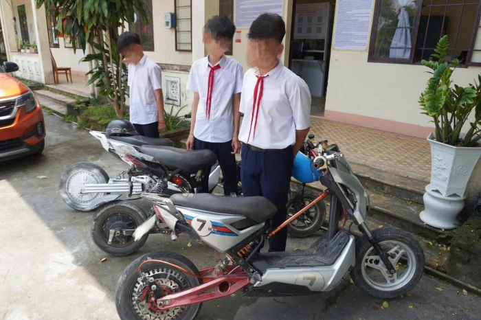 Hiểm họa từ trào lưu 'độ, chế' xe điện trong học sinh
