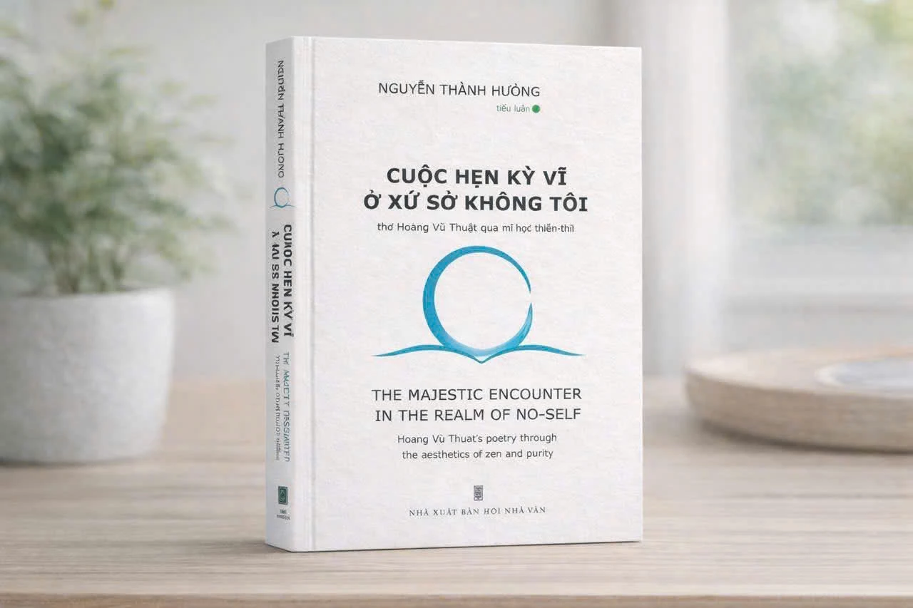 Tập Cuộc hẹn kỳ vĩ ở xứ sở không tôi (thơ Hoàng Vũ Thuật qua mĩ học thiền - tịnh) của tác giả Nguyễn Thành Hưởng - Ảnh: H.Đ.K