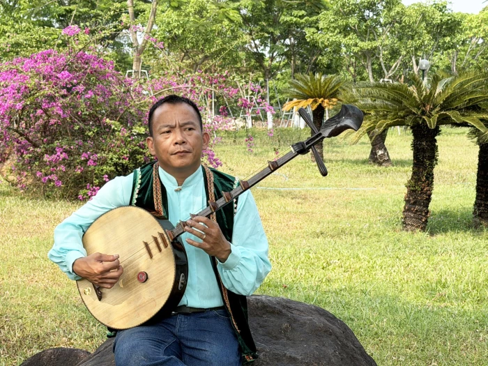 Người giữ 'hồn' nhạc cụ dân tộc